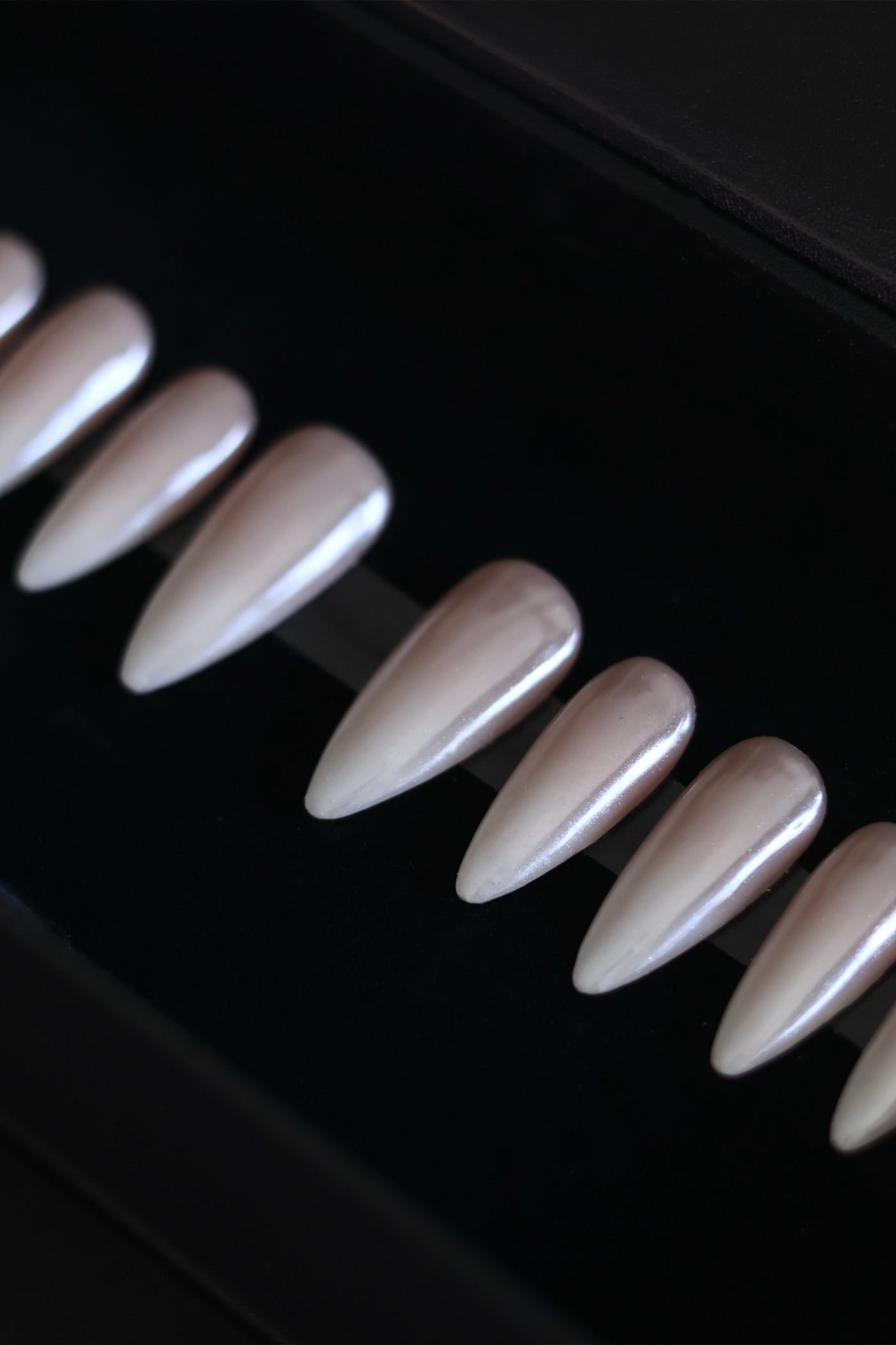 Pearly Chrome press-on nails